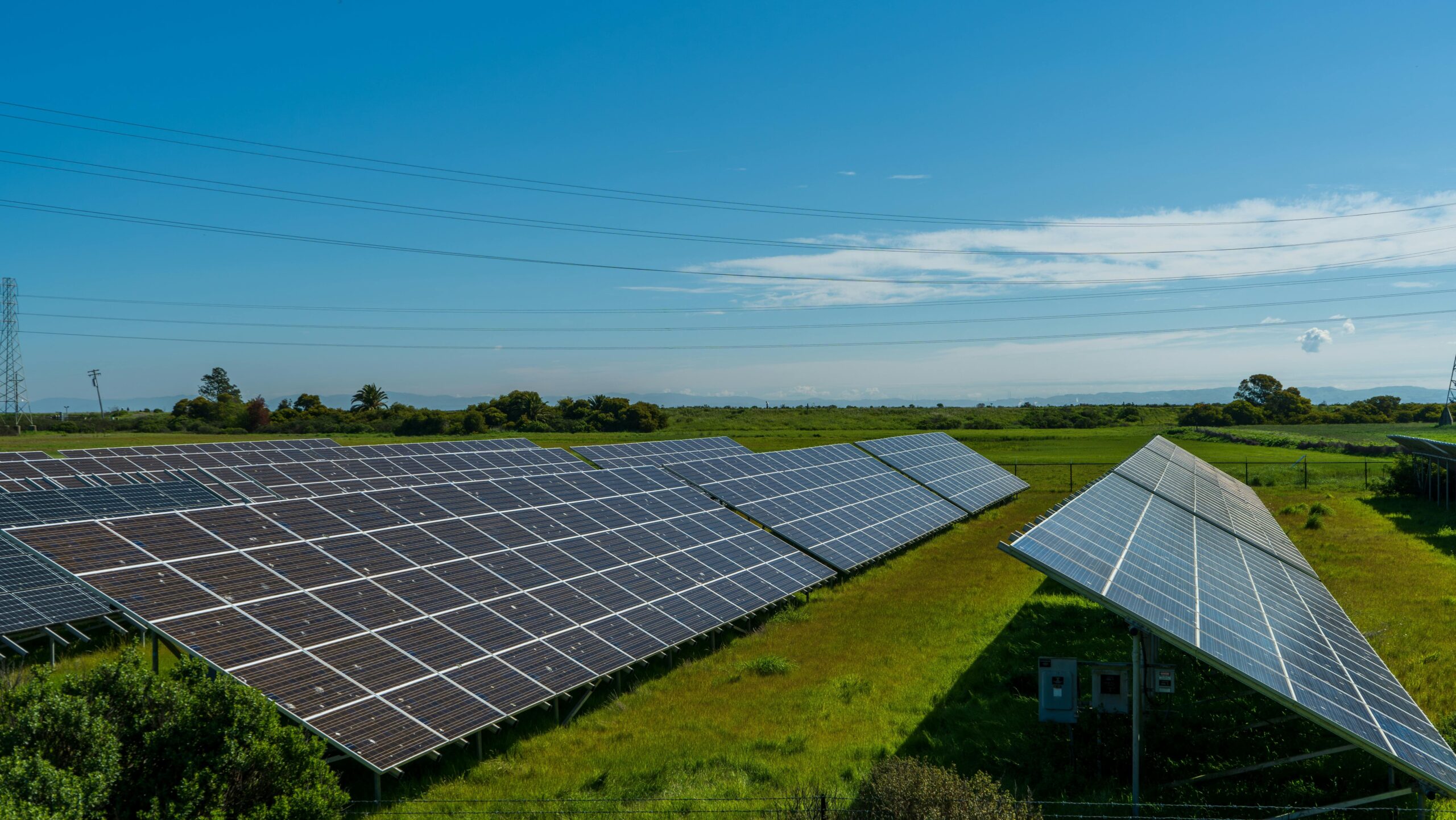 Comment choisir le meilleur panneau solaire au Maroc | Guide & Comparatif